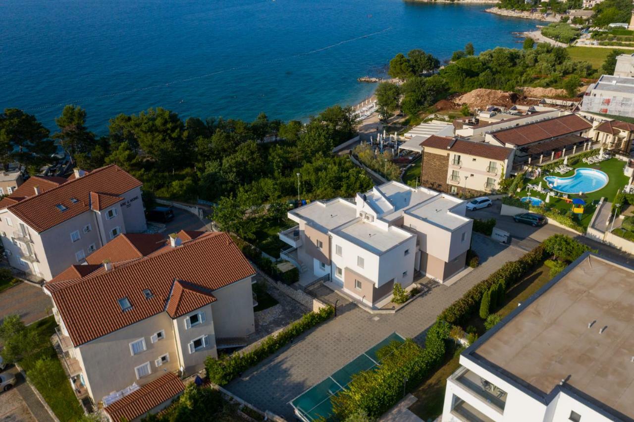 Apartment Rova *