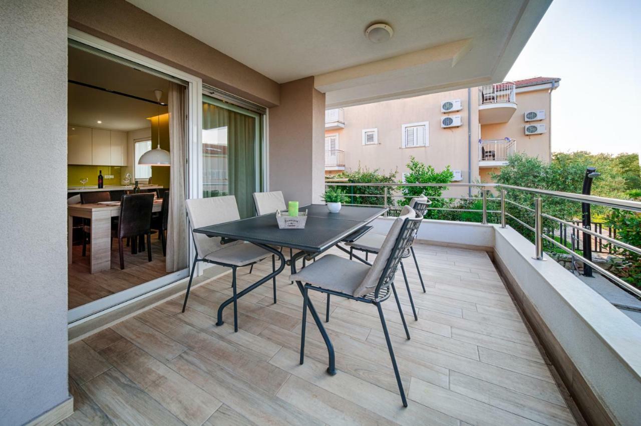 Apartment Rova *