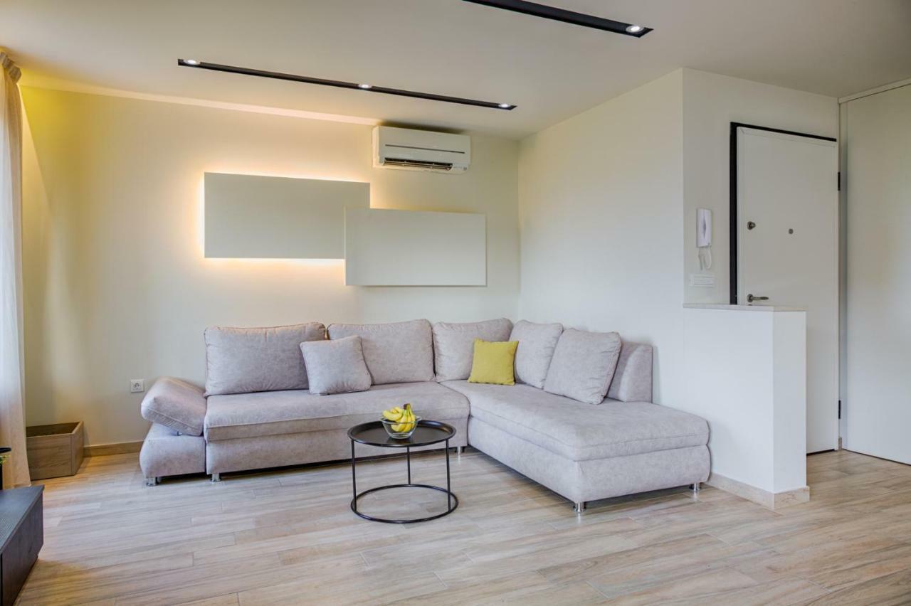 Rova Apartment *